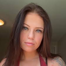 What advice can be given to improve a 12U little league softball player's  form and swing?