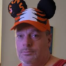 Czapka bejsbolowa z uszami tygrysa