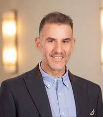 Property Experts in Head of Office