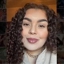 Can I remove the vinyl from the shirt?