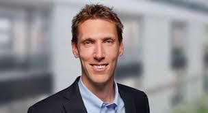 Ryan Millar's Instagram, Twitter & Facebook