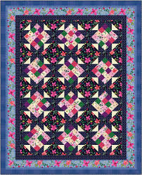 I first played with this block last summer when i was inspired by the pillows on the cover of martha stewart living. French Garden Quilt By Swirly Girls Design 58 X72 Zen Garden