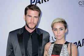 Me after finding out miley cyrus and liam hemsworth are over: Miley Cyrus Und Liam Hemsworth Last Minute Hochzeit