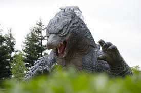 Hace unos días se estrenó el trálier de godzilla vs. Godzilla Vs Kong Eiza Gonzalez Y Todo Lo Que Debes Saber Gq Mexico Y Latinoamerica