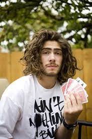 Danny Davis Snowboarder Wish I Had His Messy Waves Even Though We Have The Same Length Menshairstyles Long Hair Styles Long Hair Styles Men Long Curly Hair