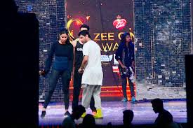 Ranvir kaur, ph60952971 is a pharmacist based in lynden, washington. Ranveer Singh Katrina Kaif Rehearse For Award Show