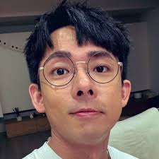 Forest Lin (@forestwrite)