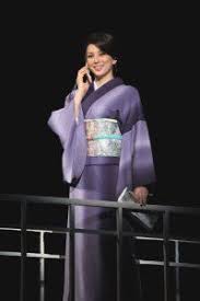 舞台 黒革の手帖 着物 米倉 涼子 女優