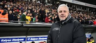 Marius sumudica îngenunchind in fata rapidistilor! Asta Ar Fi Lovitura Sezonului In Liga 1 Marius Sumudica S Ar Putea Intoarce In Romania Patronul Care Se Lupta Sa Il Aduca La Echipa Sport Ro