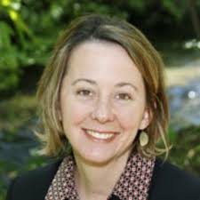 Stephanie Hamel's Instagram, Twitter & Facebook