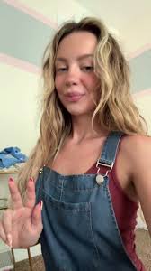 princessblueyou (@princessblueyou)'s video of brick by brick scene