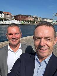 Christian Thorning (@DKambHU)