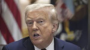 Steph Curry scores a 3-book deal, starting with a 'personal reflection'