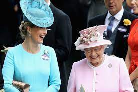 Ciò un carciofo de fijo se chiama carlo che non sarà mai rè nun è capace de fa niente, alle 18.00 però me bevo er thè. L Ultima Rivelazione Sulla Regina Elisabetta A 94 Anni Cavalca Ogni Giorno E Segue Le Corse Di Cavalli In Streaming La Repubblica