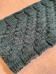 High Stepping Cowl By Leedra Scott Malabrigo Rios In Reflecting Pool Hakeln Muster Stricken Beinstulpen