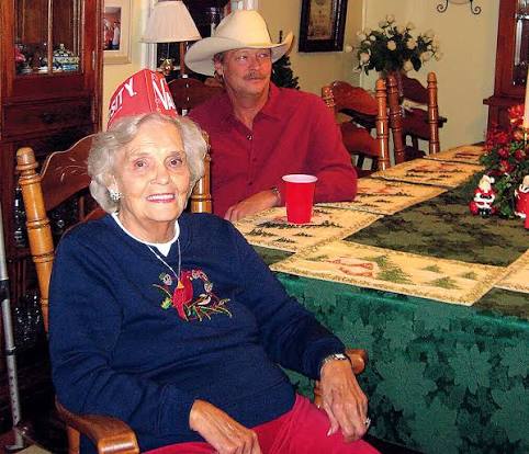 Newnan-Coweta Magazine-One House at a (Christmas) Time