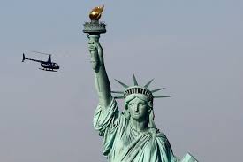 In amerika sind ufos auf einmal wieder ein thema. Amerika Die Gefesselte Supermacht Nzz