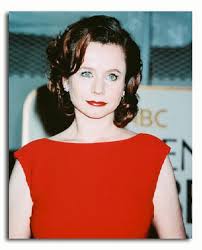She is married to jack waters, with whom she has two children. Ss3080077 Movie Picture Of Emily Watson Buy Celebrity Photos And Posters At Starstills Com