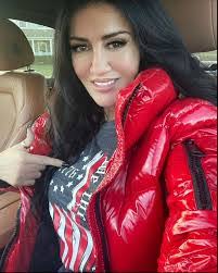 Lad Wentzel's Instagram, Twitter & Facebook