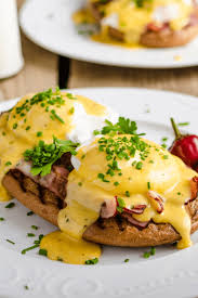 These 30+ egg recipes that use a lot of eggs are perfect if you have an egg surplus. 32 Easy Egg Recipes Insanely Good