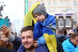 Именно там его инициировала женщина по имени сонора додд, которая еще в 1909 году на церковной службе по случаю дня матери задумалась о том. Kogda Den Otca 2020 Den Otca 2020 V Ukraine Data Unian