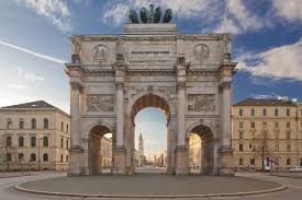 Siegestor Munchen Munchen Sehenswurdigkeiten Munchen Urlaub Munchen