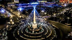 ينطلق بعد قليل موكب المومياوات الملكية في رحلته الذهبية من المتحف المصري بميدان التحرير بوسط القاهرة إلى متحف الحضارة المصرية بحي مصر القديمة. Ftylxrhmiauhim