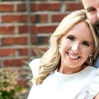 Sarah Roop's Instagram, Twitter & Facebook