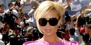 See victoria beckham's style for victoria beckham the rise to fashion's highest echelons has been a long journey, peppered with many memorable outfits and style reinventions. How To Get A Cool Hairstyle Like Victoria Beckham Risk Free