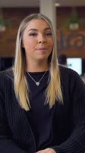 Lauren Grubb's Instagram, Twitter & Facebook