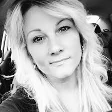 I know I've been absent from social media, but i've been keeping a secret…  We can't wait to meet you in April baby boy 💙🍼👶 HAPPY ALMOST NEW YEAR &  cannot wait