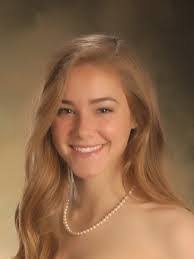 Elizabeth Seabaugh's Instagram, Twitter & Facebook