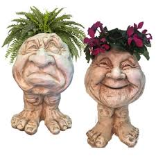 HomeStyles Muggly's Aunt Minnie Face Statue Planter & Reviews