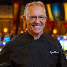 Lynn Mansel's Instagram, Twitter & Facebook