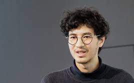 VERSTECKT, VERDECKT, VERLETZT