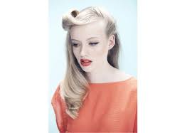 15 Coiffures A Tenter Entre Deux Shampooings Coiffures Vintage Maquillage Cheveux Cheveux Coiffure