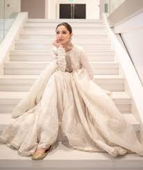 See more ideas about mahira khan dresses, mahira khan, pakistani fashion. Top 10 Dresses Of Mahira Khan Reviewit Pk