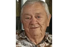 Suzanne Herr's Instagram, Twitter & Facebook