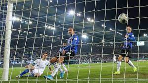 Den kompletten spielplan, letzten transfer und archivsaisons finden sie über die navigation. Arminia Bielefeld Gegen Fc Schalke 04 Dfb Pokal Heute Im Live Ticker Schalke 04