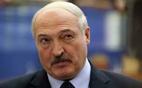 Он рассказал, зачем посадил так срочно этот рейс в минском международном аэропорту. Aleksandr Lukashenko Obvinil Ukrainu V Otkaze Prinyat Samolet Ryanair Posle Soobsheniya O Vzryvchatke Novosti Mobilnaya Versiya Cenzor Net
