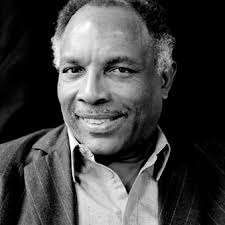 Zelf vragen bedenken bij een kortverhaal :: Lezen om te leven