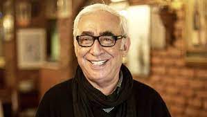 26 aralık 1941 tarihinde, o zamanlar marangozluk yapan ali şen'in oğlu olarak adana'da dünyaya geldi. Sener Sen Kimdir Kac Yasinda Nereli