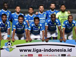 Pertandingan persija vs persib, akhirnya di jakarta 30 juni 2018 stadion ptik, jakarta like, share, dan subcribe video. Persija Vs Persib Digelar Di Stadion Ptik Official Persib Web
