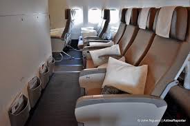 Touring Swiss S New Flagship Boeing 777 300er Airlinereporter Boeing 777 Seating Boeing