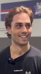 🗣️ Husky 𝑺𝑷𝑬𝑬𝑫 𝑫𝑨𝑻𝑰𝑵𝑮 🎤 #82 MARC DUQUETTE 🔎 Heute wird es  (zumindest kurz) besonders romantisch... Unser neuer Verteidiger Marc hat  bei unserem Speed Dating vorbeigeschaut! 😍 #SpeedDating ...