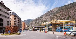 Estacion De Autobuses De Andorra La Vella Viajar A Andorra Viajar A Andorra Andorra Estaciones De Esqui