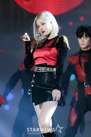 모모랜드 l 낸시 아이컨택 fancam baam. P Cepami93dmkm