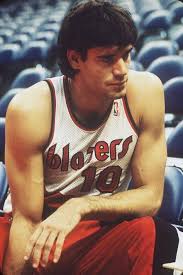 Si bien para los aficionados esto puede ser decepcionante, para él puede suponer una buena carrera. Todos Los Equipos De Los Espanoles En La Nba Nba La Nba Baloncesto