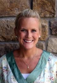 Hannah Larson's Instagram, Twitter & Facebook