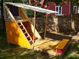 Scopri ricette, idee per la casa, consigli di stile e altre idee da provare. 75 Dazzling Diy Playhouse Plans Free Mymydiy Inspiring Diy Projects